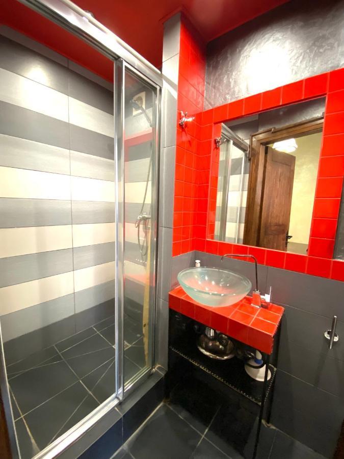 Квартира Подобово На Площі Ринок 39 Сам Центр Львова Kültér fotó